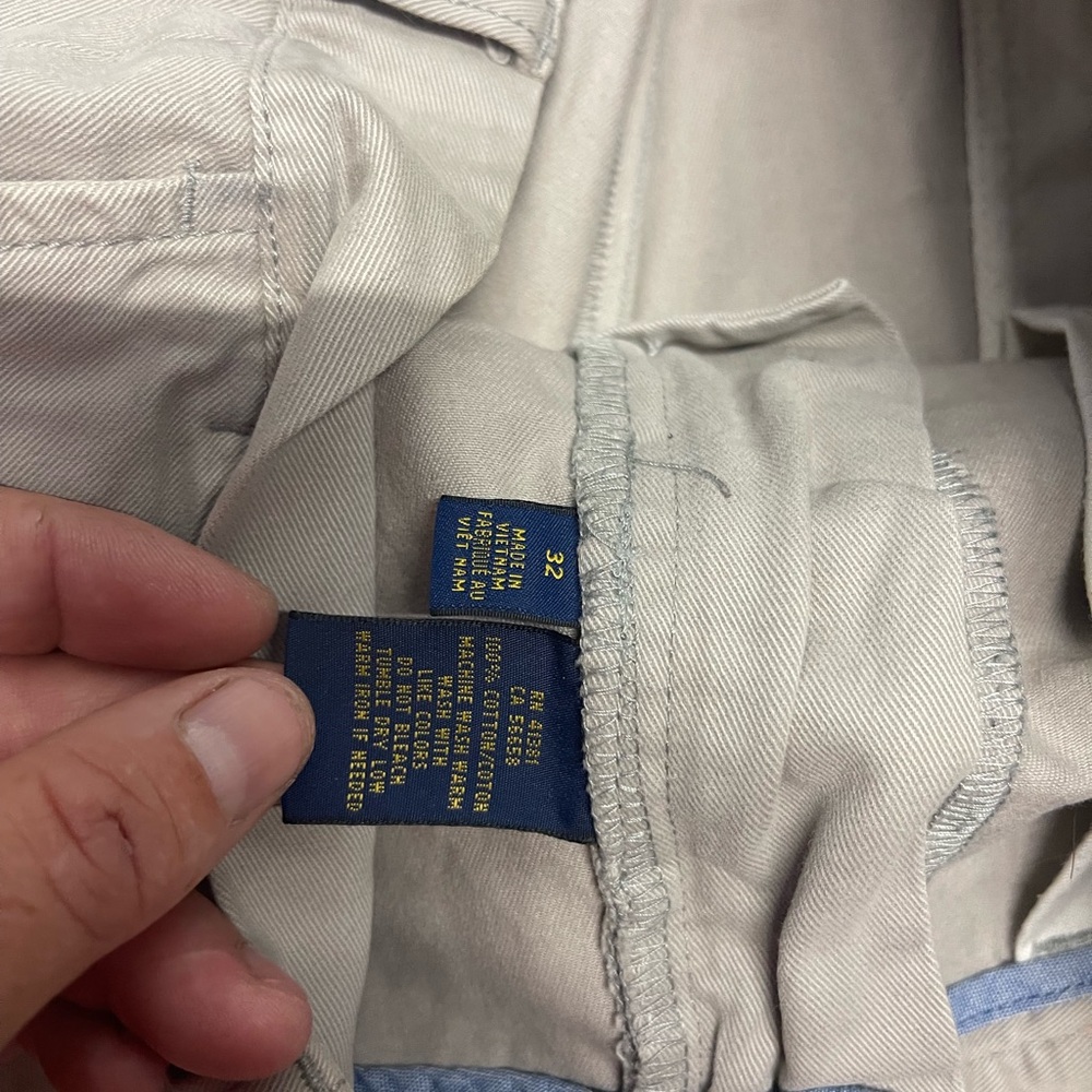 Polo by Ralph Lauren Classic Fit 9” Tan Flat Front Shorts Size 32 - Picture 3 of 5